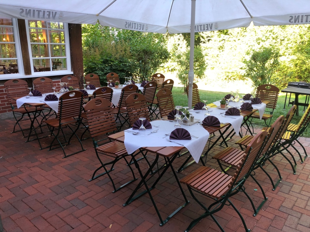 Party on the terrace at Hotel Hof Tütsberg in Schneverdingen/Lüneburger Heide